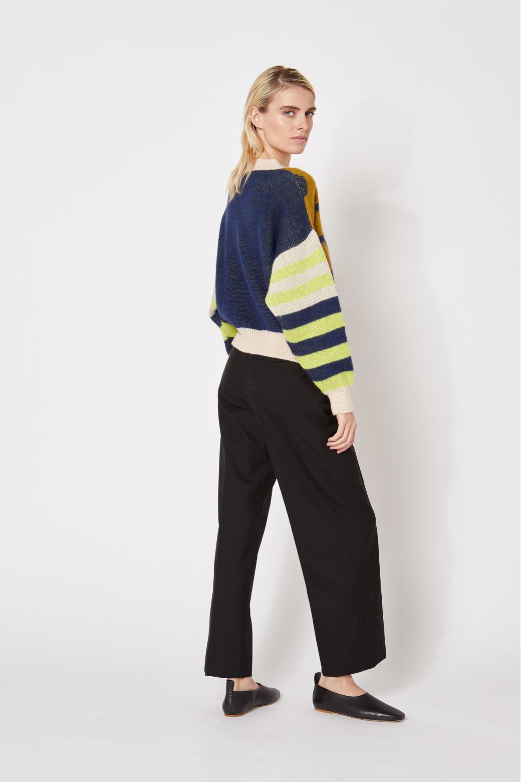 KHAKI ICONE SWEATER