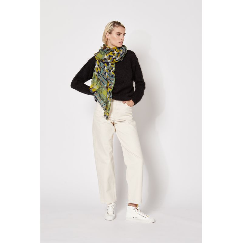 SMOKED OCTAVE SCARF