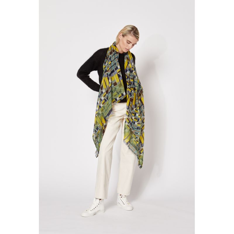 SMOKED OCTAVE SCARF