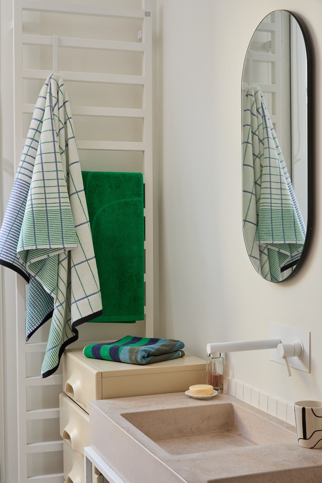Towel Rhytm Green
