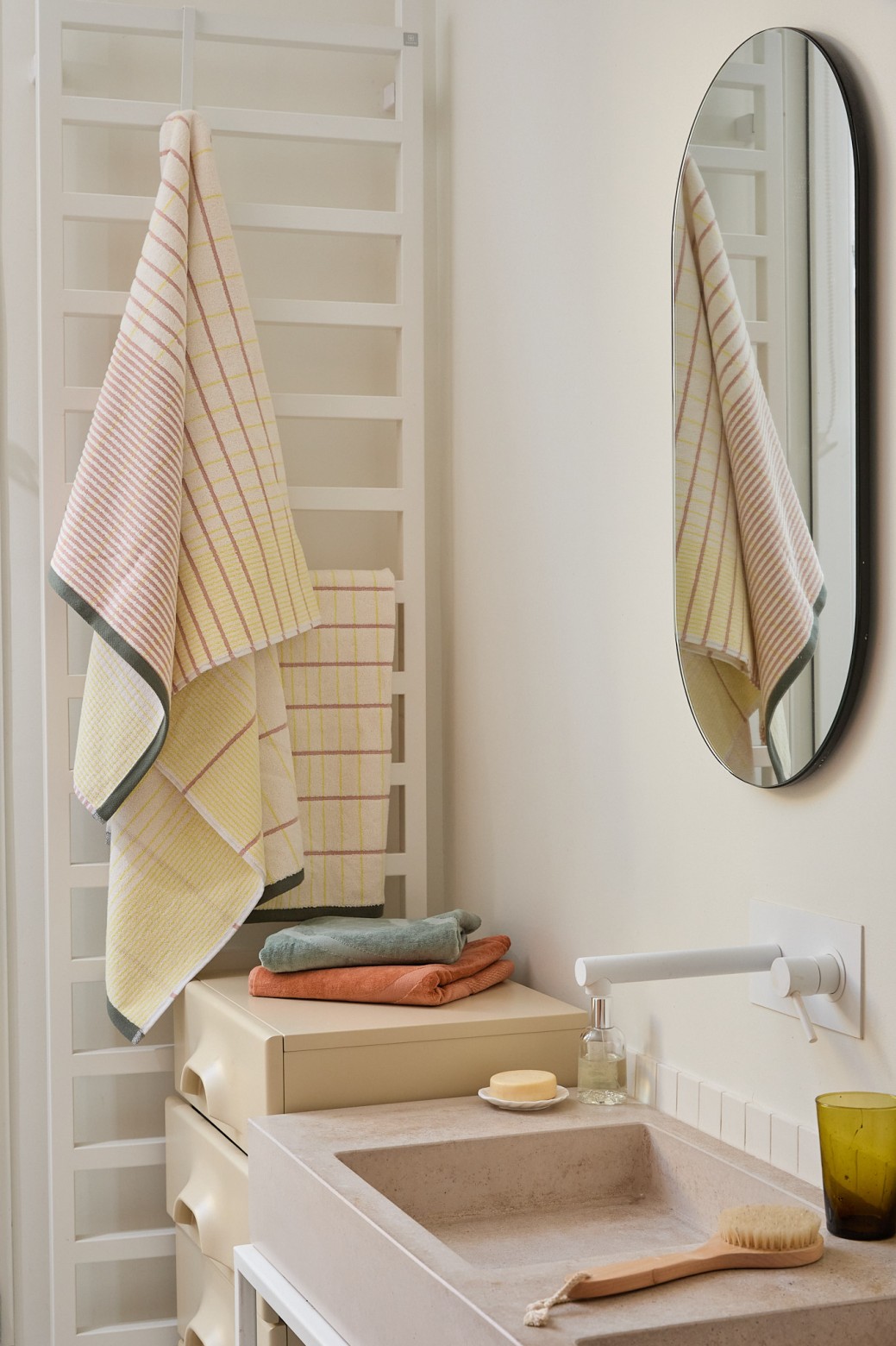 Towel Echo Yellow
