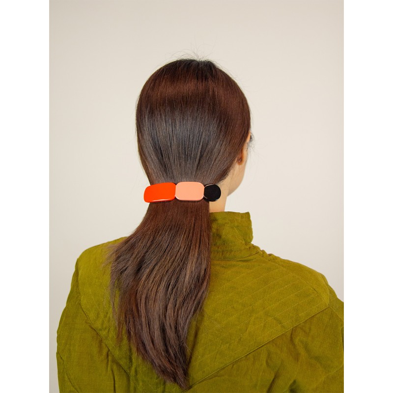 Totem hair clip in black horn and Ginger lacquer