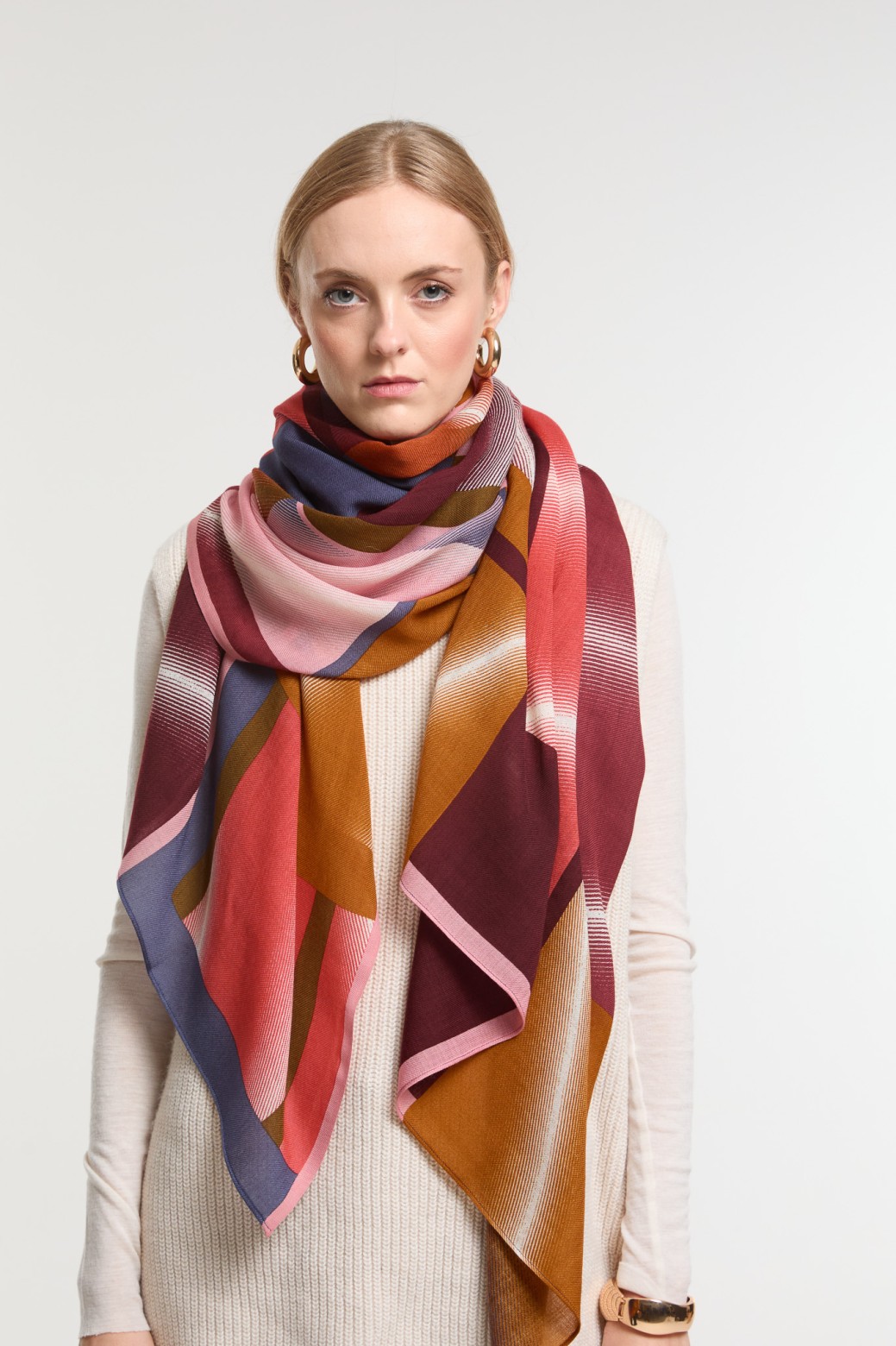 Foulard Mystique Bordeaux Nuance Riche | Mapoésie