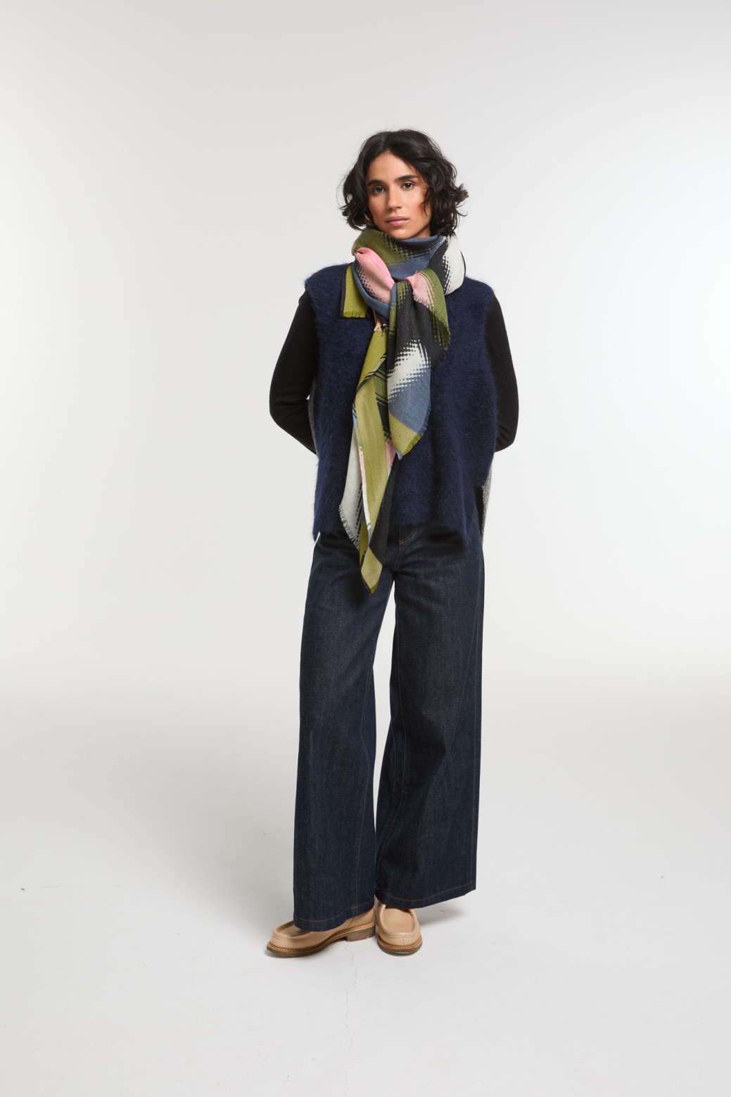 Foulard Mouvance Rose Design Arty | Mapoésie Paris