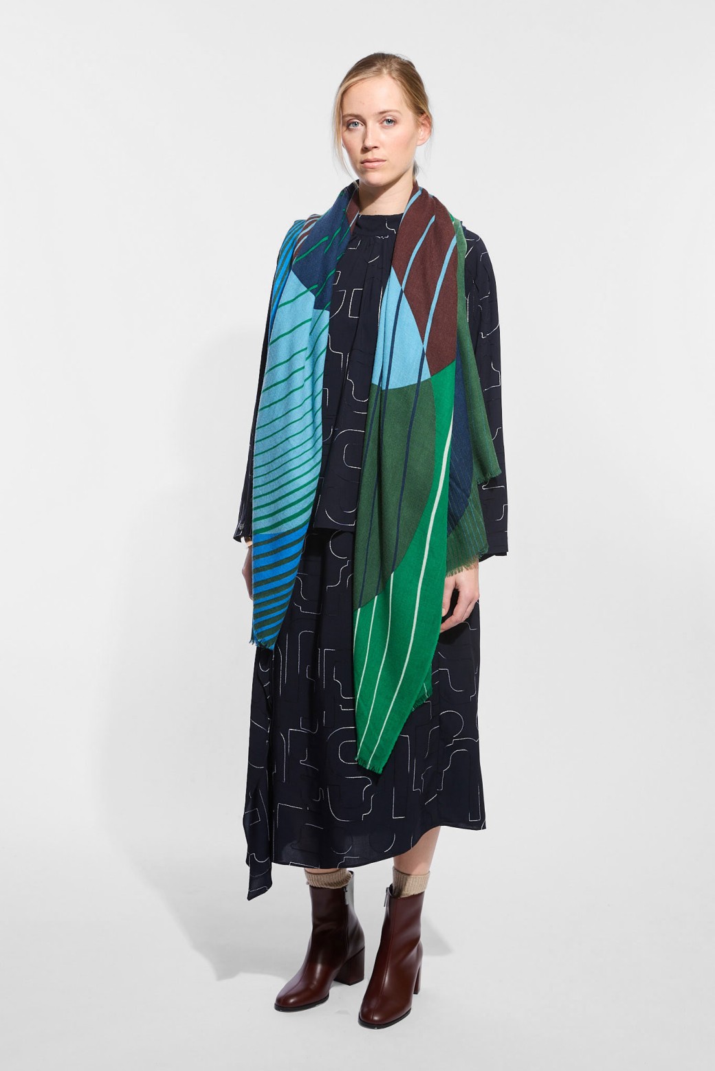 Astre Blue Grey Scarf